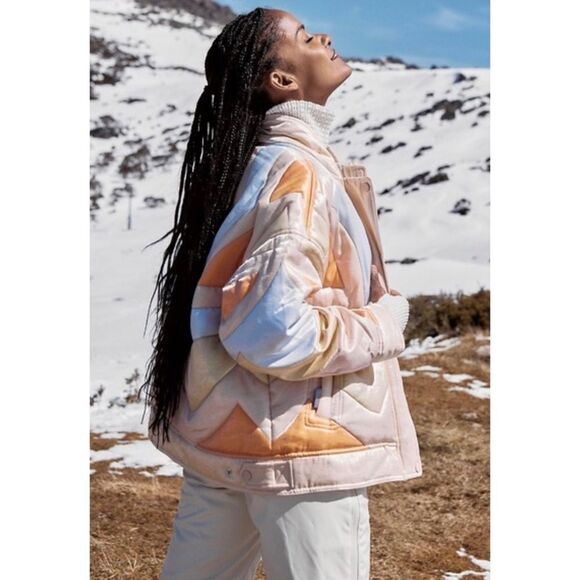 Free People Shine on puffer jacket - Picture 3 of 16